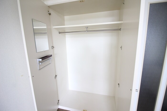 物件内観写真13　(収納)