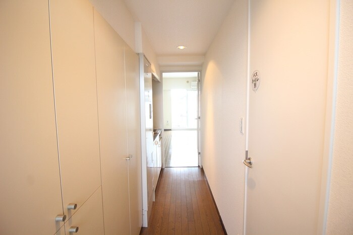 物件内観写真14　(廊下)