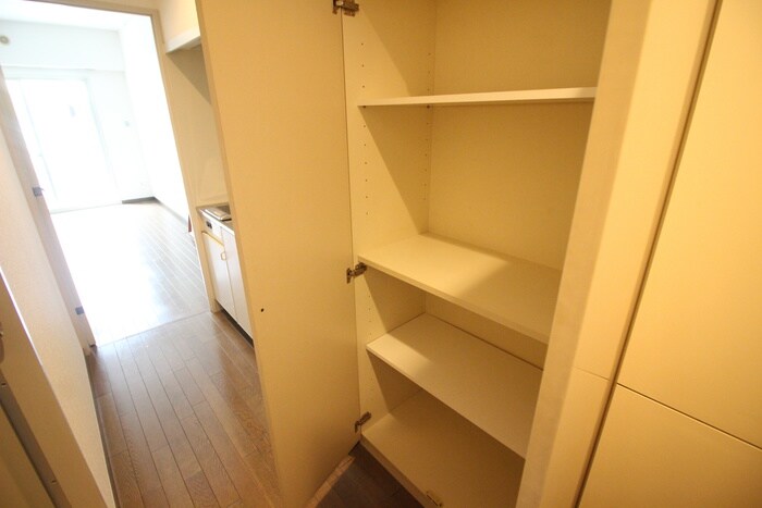 物件内観写真20　(収納)