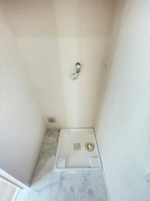 物件内観写真19　(洗濯機置場)