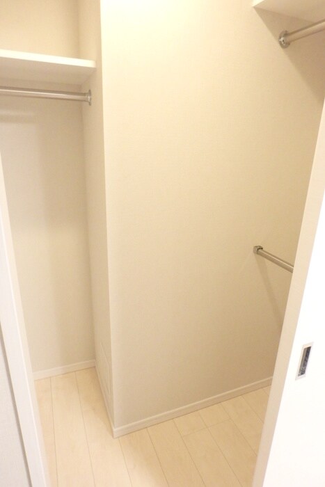 物件内観写真9　(収納)