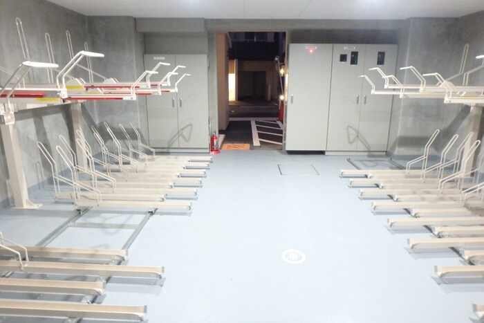 物件外観写真5　(駐輪場)