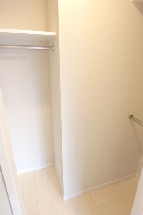 物件内観写真10　(収納)