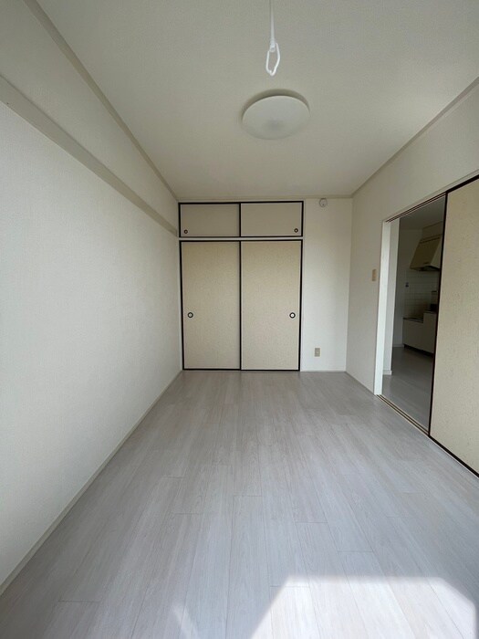 物件内観写真5　(居室)