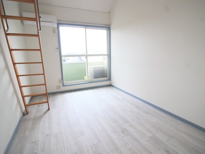 物件内観写真5　(居室)