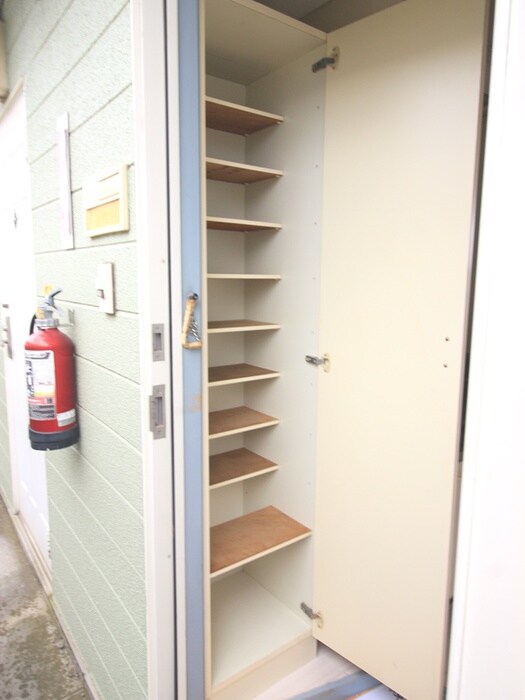 物件内観写真15　(靴箱)