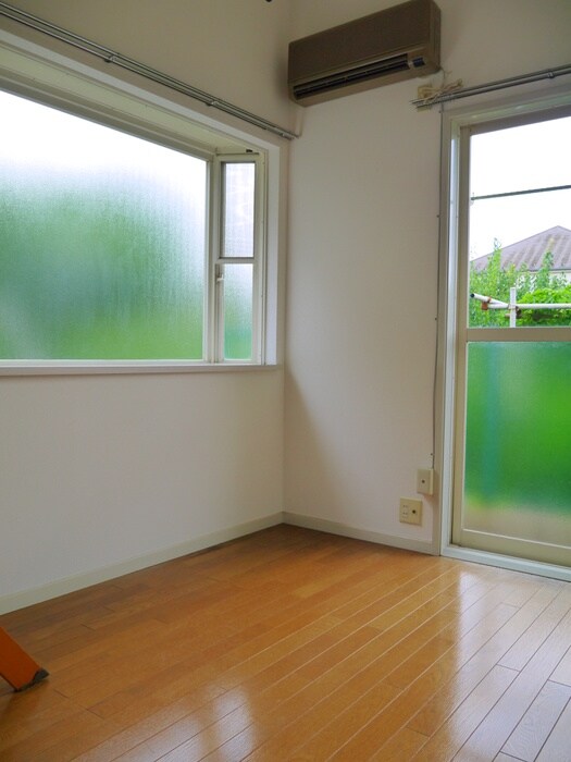 物件内観写真17　(洗濯機置場)