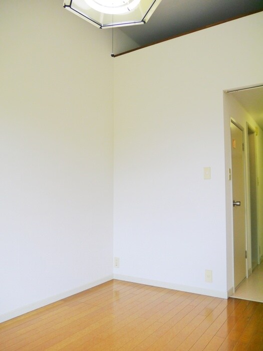 物件内観写真18　(居室)