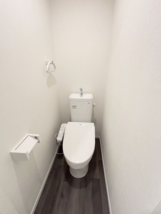 物件内観写真11　(トイレ)