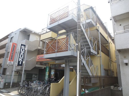 スズキサイクルビル外観写真