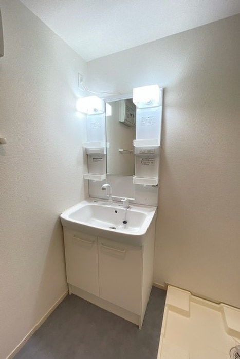 物件内観写真10　(洗面)