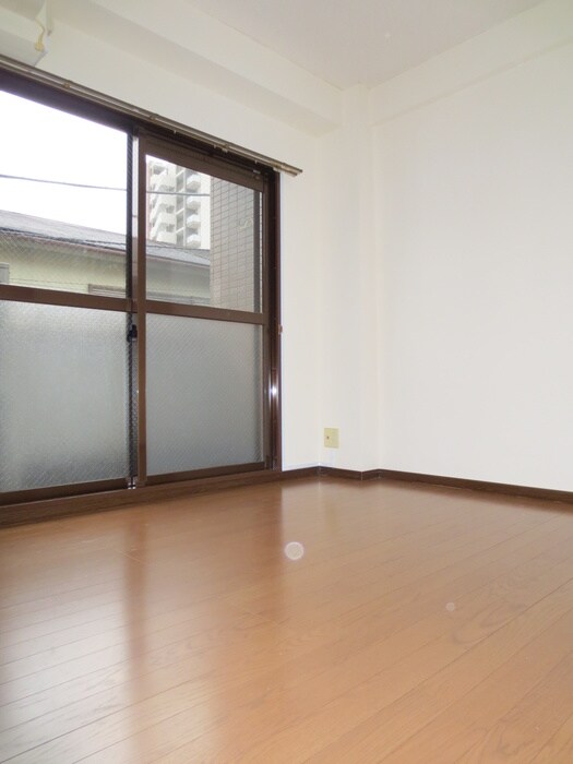 物件内観写真6　(居室)