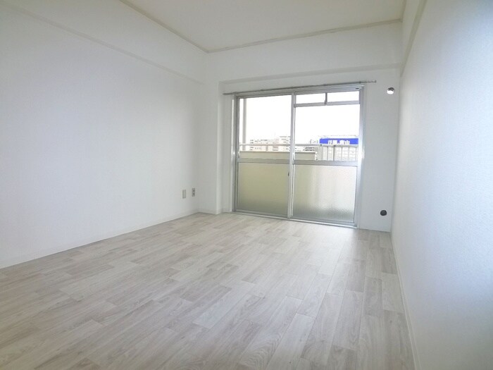 物件内観写真19　(居室)