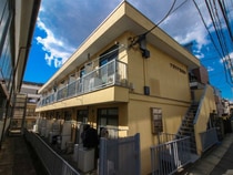 アゼリア宮崎台の外観写真