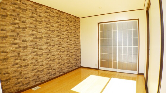 物件内観写真8　(居室)