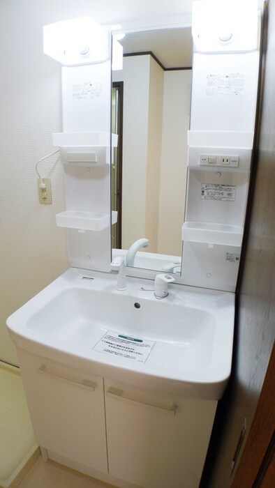 物件内観写真14　(洗面)