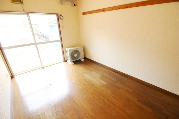 物件内観写真9　(居室)