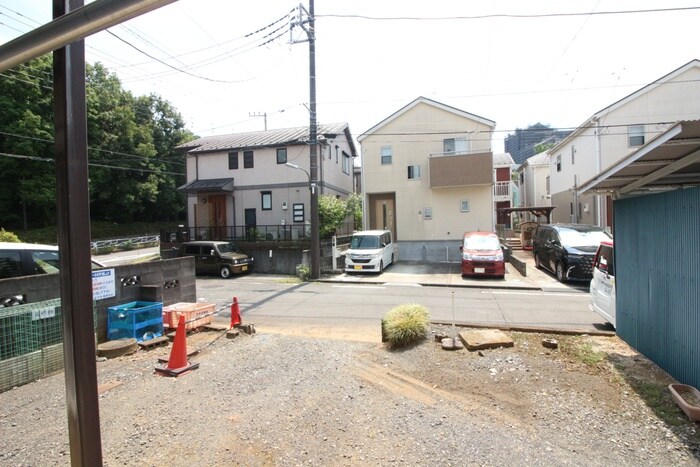 物件内観写真21　(室内からの展望)