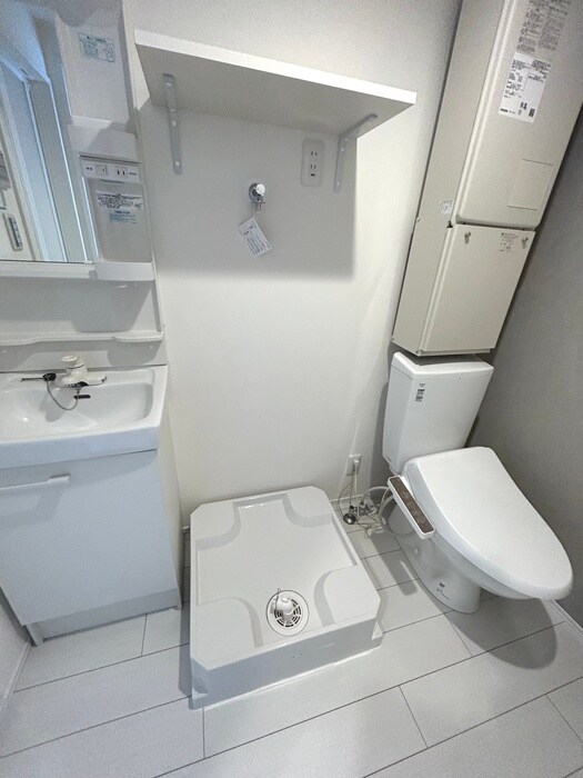 物件内観写真12　(洗濯機置場)