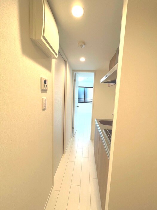 物件内観写真17　(廊下)