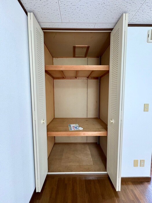 物件内観写真9　(収納)