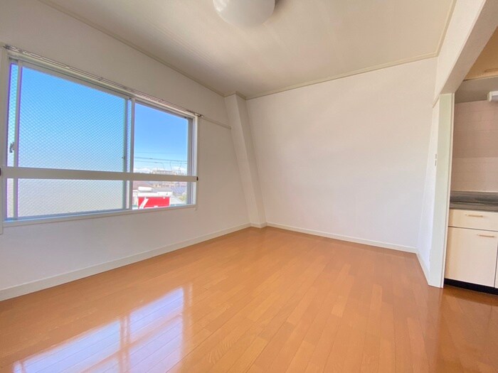 物件内観写真5　(居室)