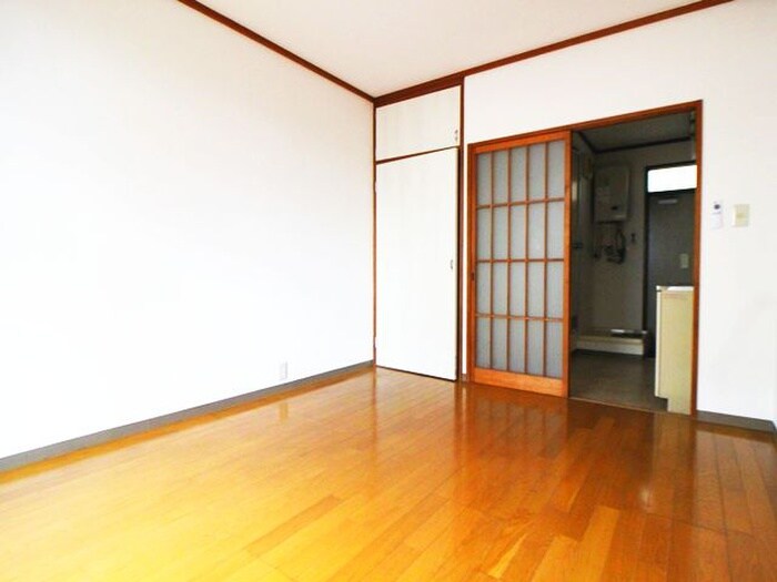 物件内観写真9　(居室)