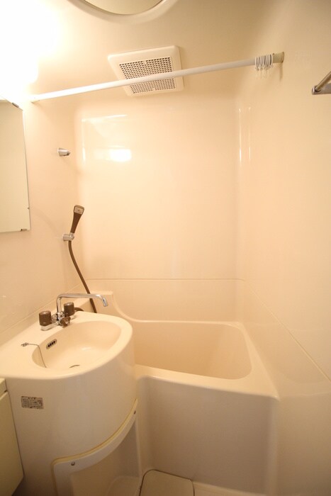 物件内観写真10　(バス／シャワールーム等)