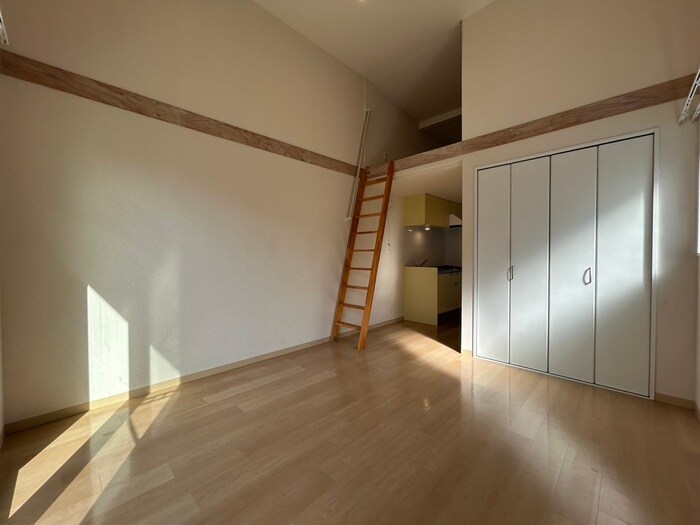 物件内観写真8　(居室)