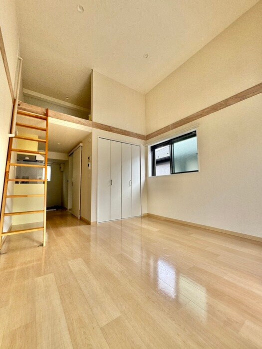 物件内観写真8　(居室)