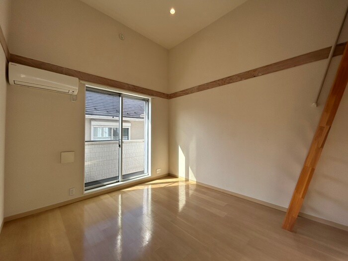 物件内観写真10　(居室)