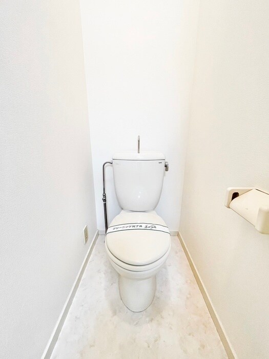 物件内観写真14　(トイレ)