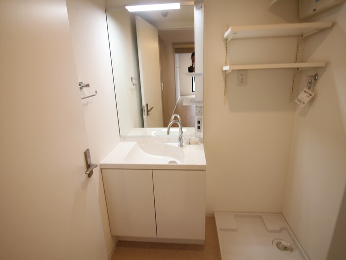 物件内観写真10　(洗面)