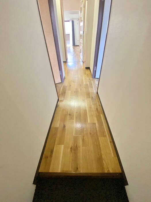 物件内観写真15　(廊下)