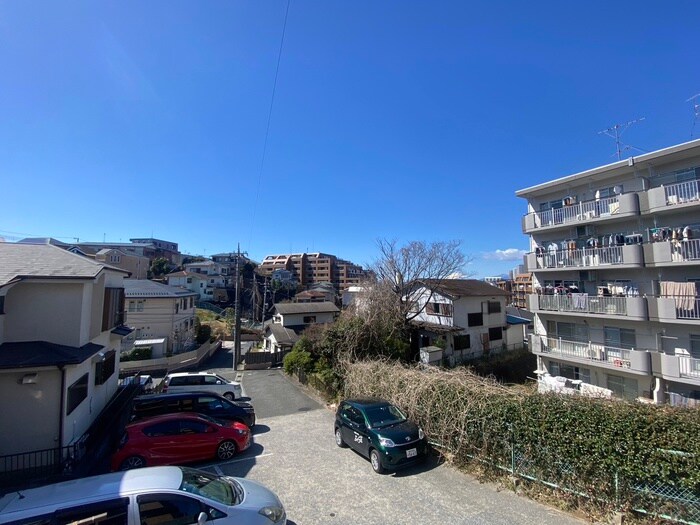 物件内観写真19　(室内からの展望)