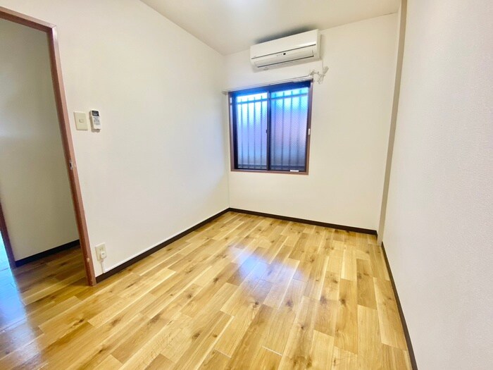 物件内観写真21　(居室)