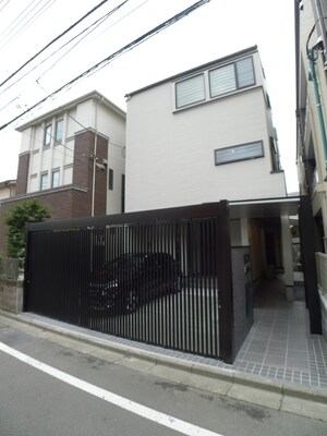 Ｒｉｓｅ　Ｕｒａｗａ外観写真