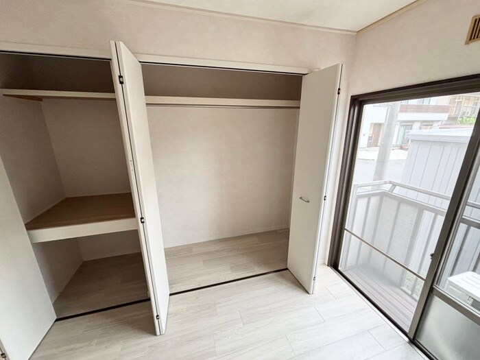 物件内観写真12　(収納)