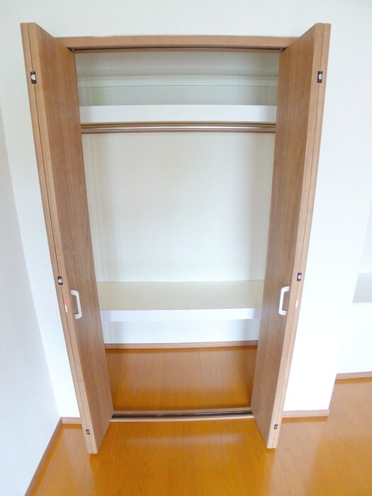 物件内観写真11　(収納)