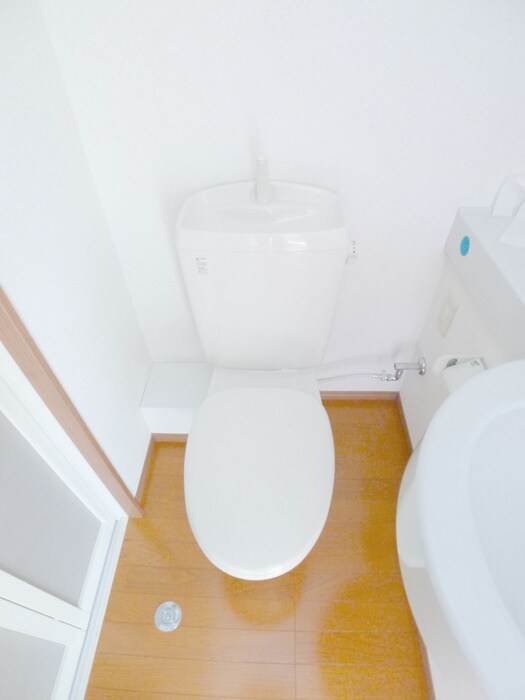 物件内観写真15　(トイレ)