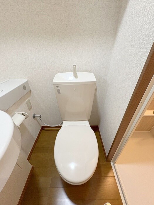 物件内観写真15　(トイレ)