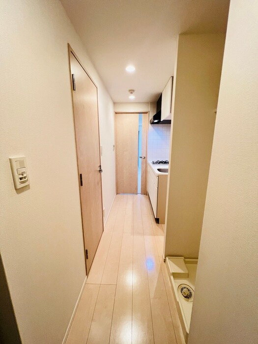 物件内観写真19　(廊下)