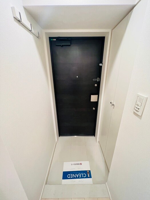 物件内観写真21　(玄関)