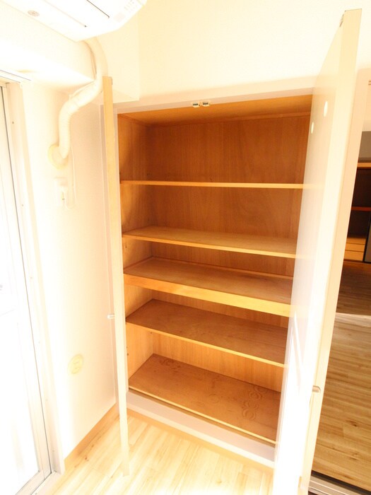 物件内観写真13　(靴箱)