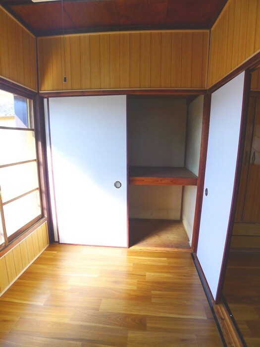物件内観写真18　(収納)