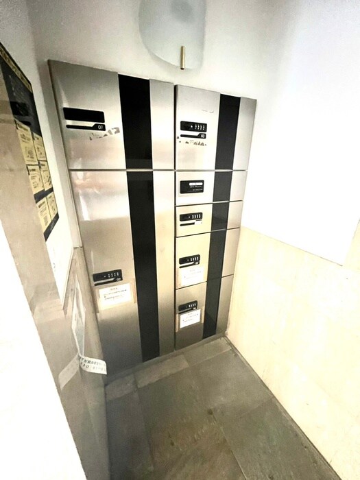 物件外観写真4　(建物設備)