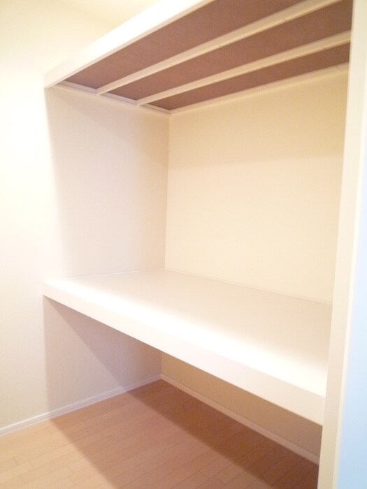 物件内観写真14　(収納)