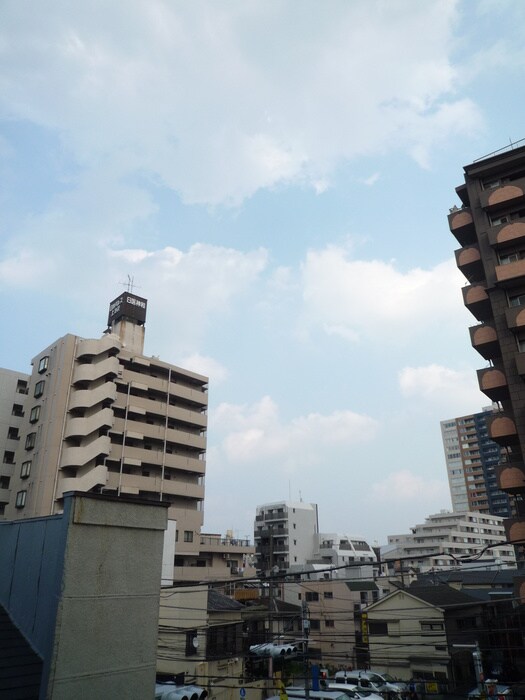 物件内観写真16　(室内からの展望)