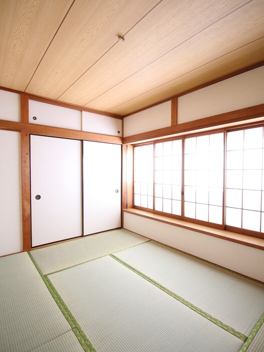 物件内観写真11　(居室)