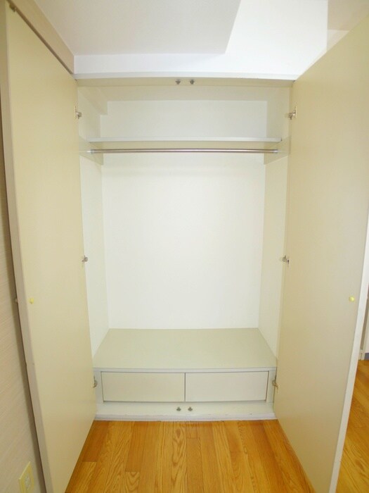 物件内観写真9　(収納)